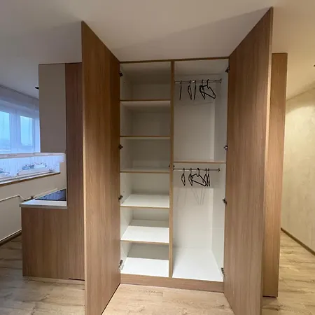 Czestostay Centrum Parking Free Apartment